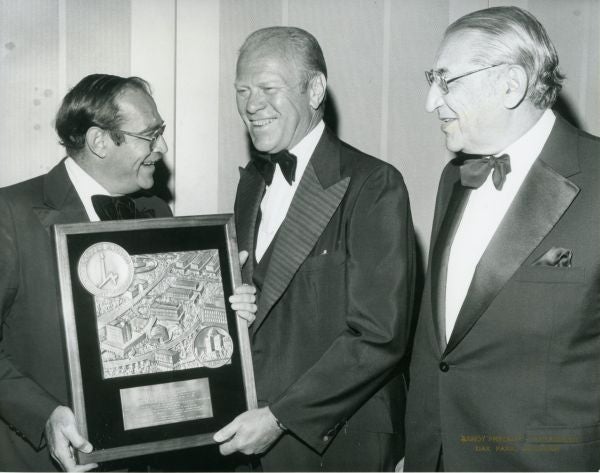 Max M. Fisher with President Gerald Ford at the Scopus Award Dinner in 1977.