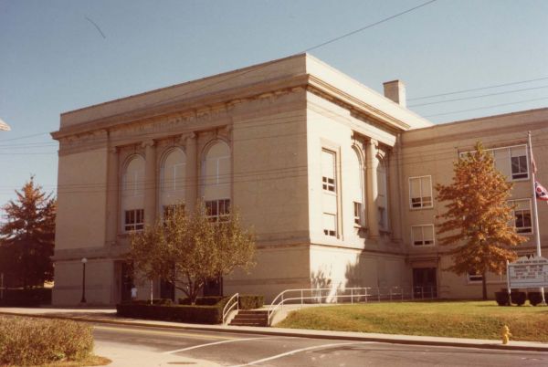 A photo of Salem High School from the archives of Max Fisher.