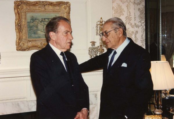 Max Fisher and Richard Nixon at Fisher's home in Detroit.